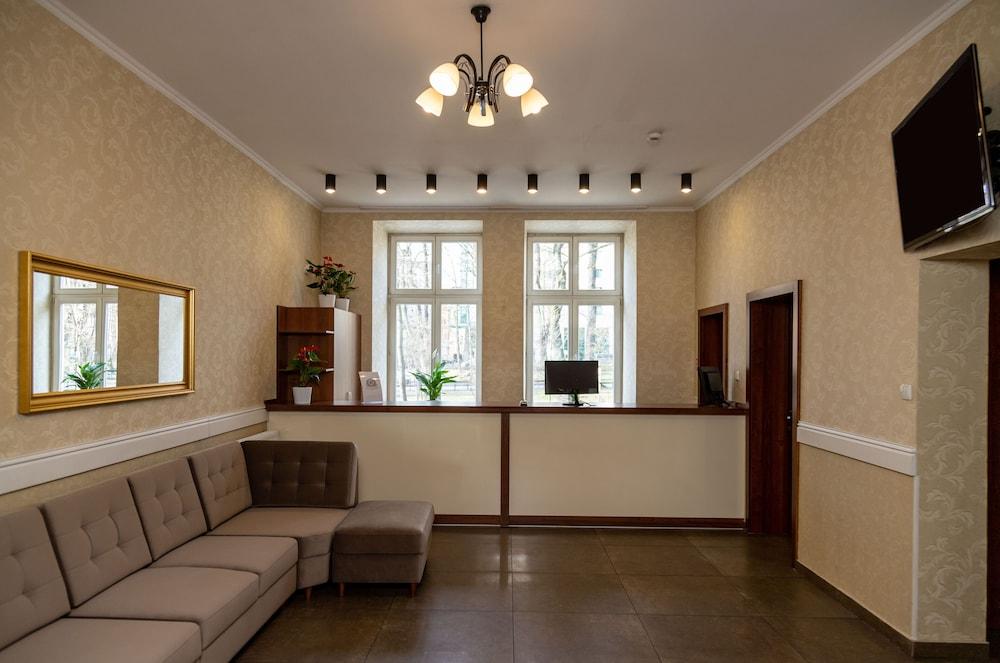 Hotel Maximum Krasków Exterior foto